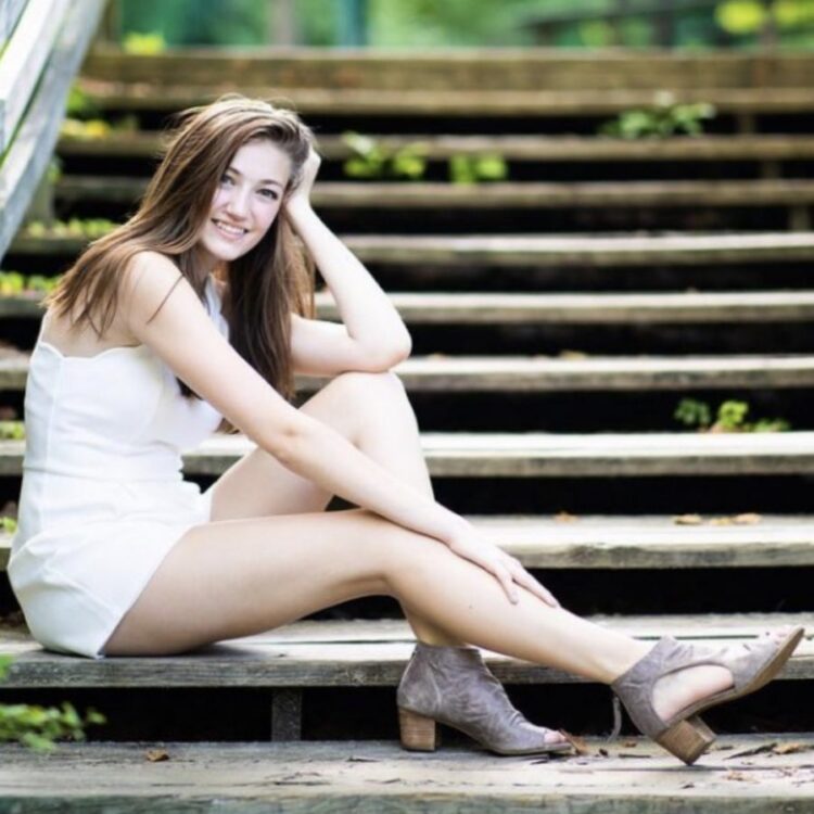 sarah stubblefield feet 6