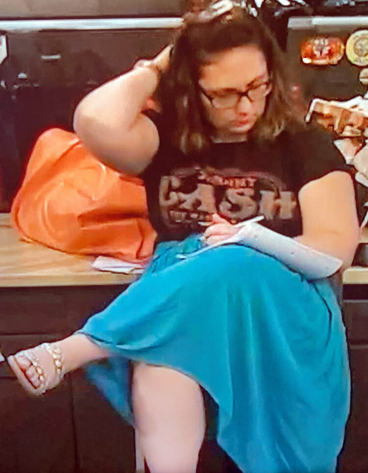 sarah sullivan feet 6