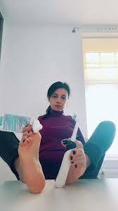 sarah talbi feet 4