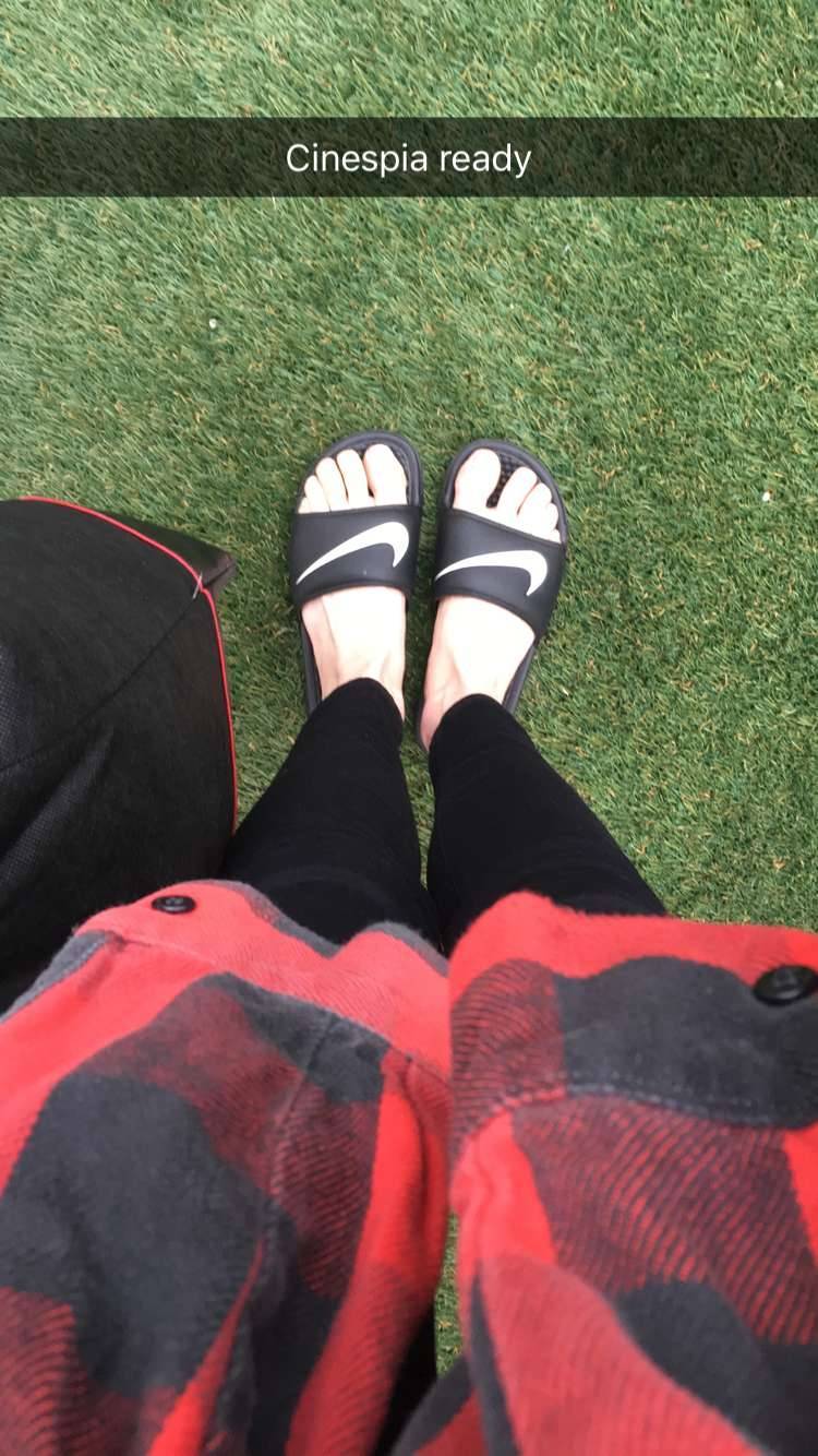 sarah weichel feet 4