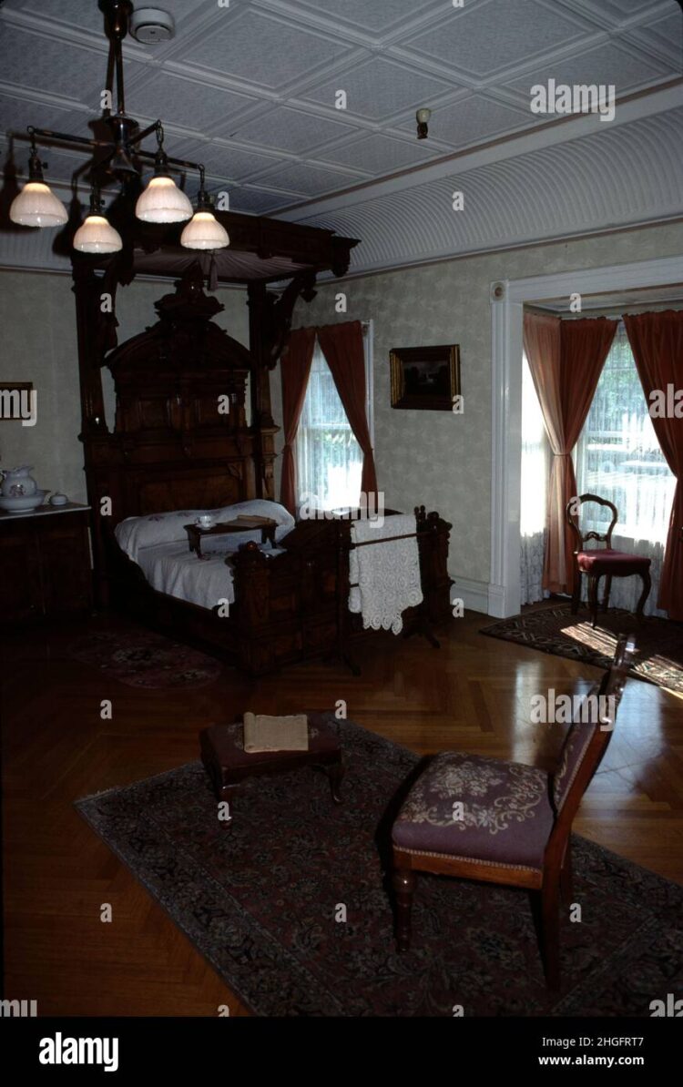 sarah winchester feet 6