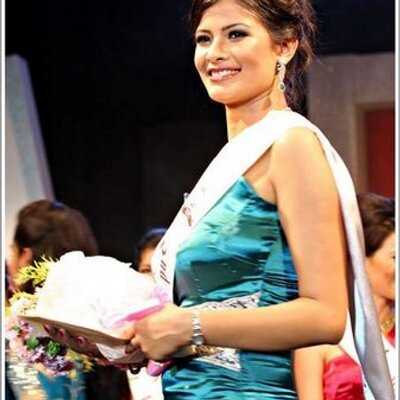 sarina maskey feet 2