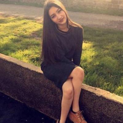 sarooha malik feet 1