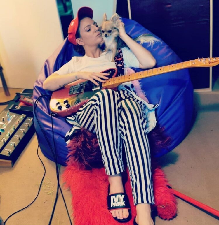 sarsa markiewicz feet