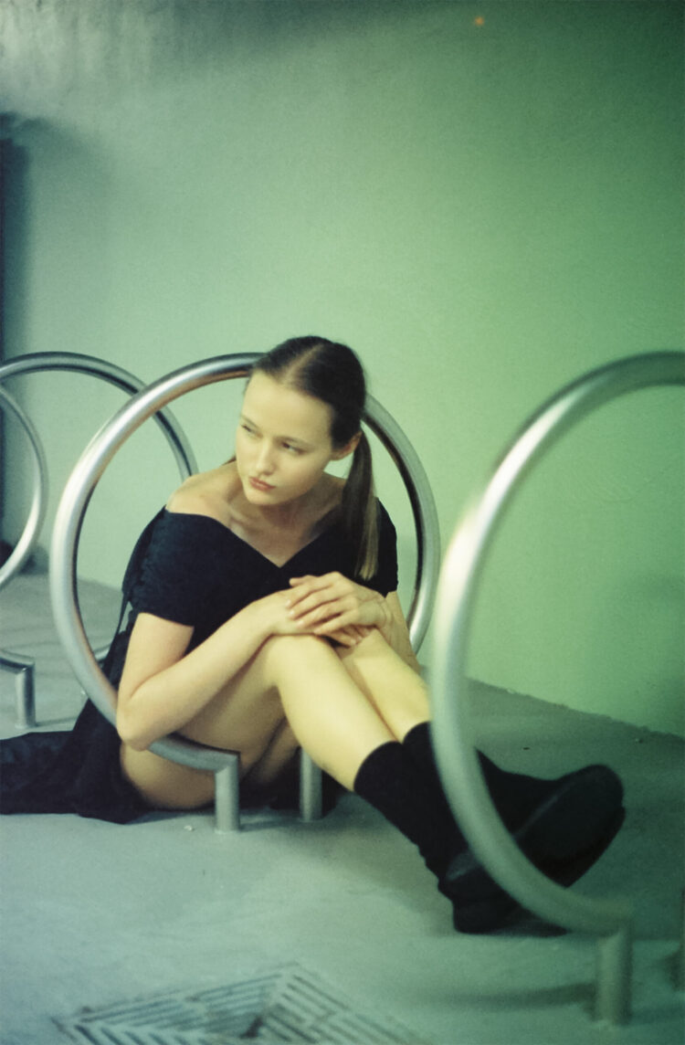 sasha samsonova feet 3 scaled