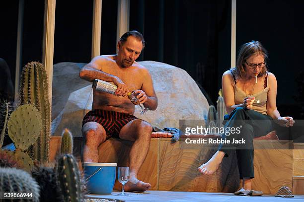 saskia reeves feet 4