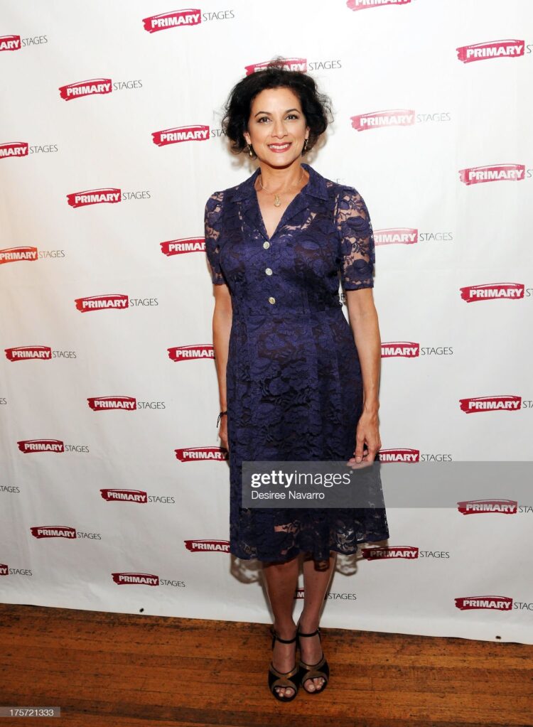 saundra santiago feet