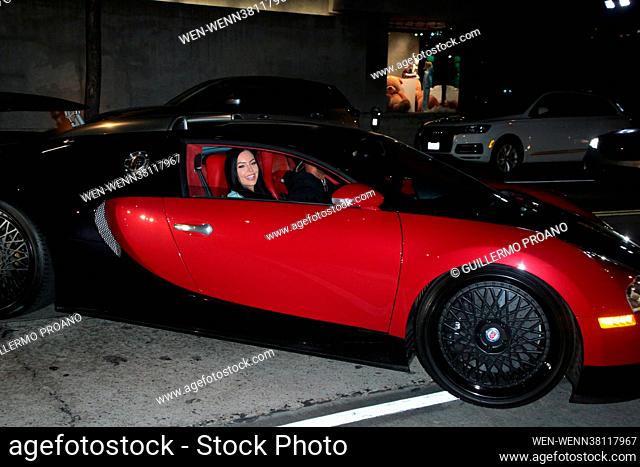 savanna iozzo feet 6