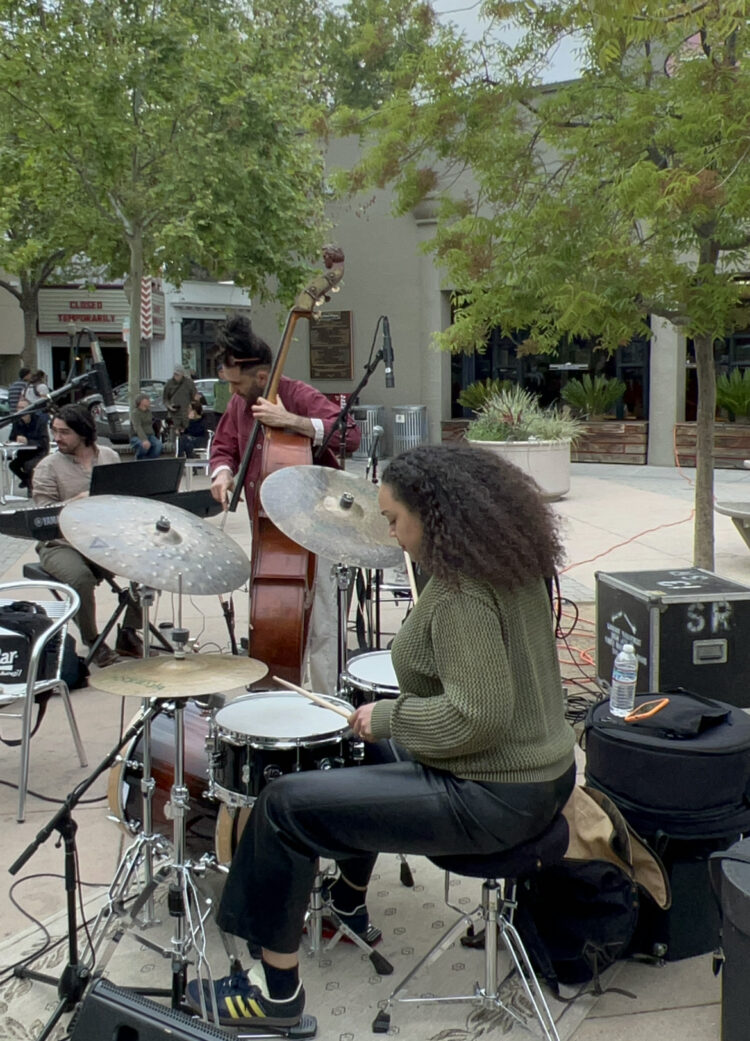 savannah harris feet 5