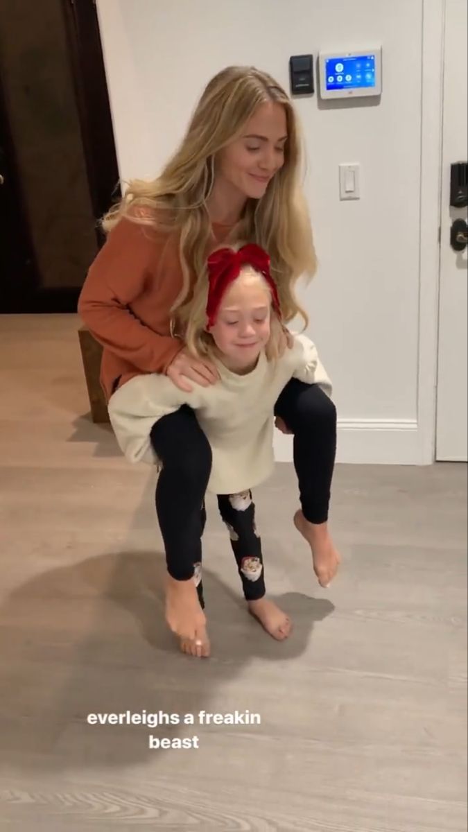 savannah labrant feet 6