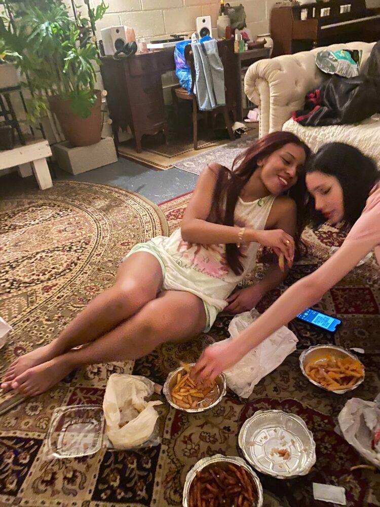 savannah lee smith feet 5