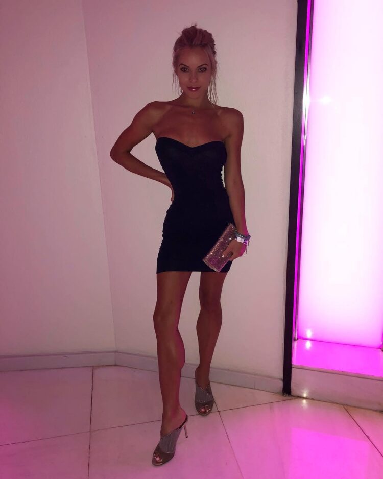 savannah lynx feet 3