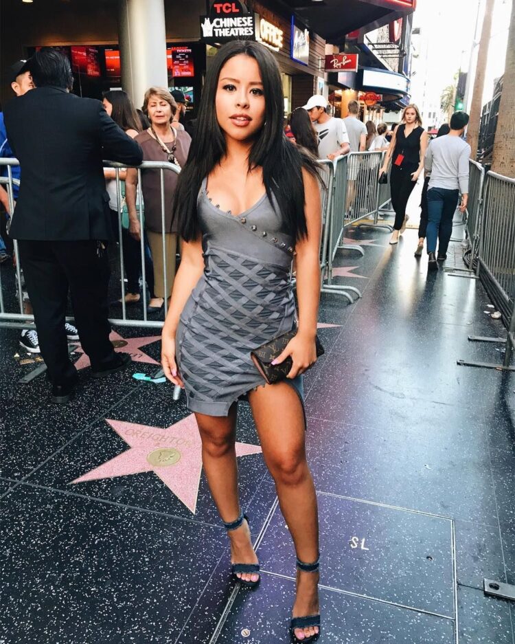 savannah ramirez feet 6