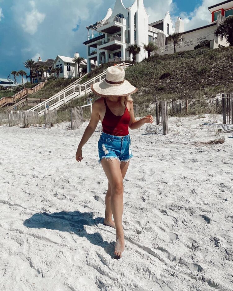 savvy shields feet 6