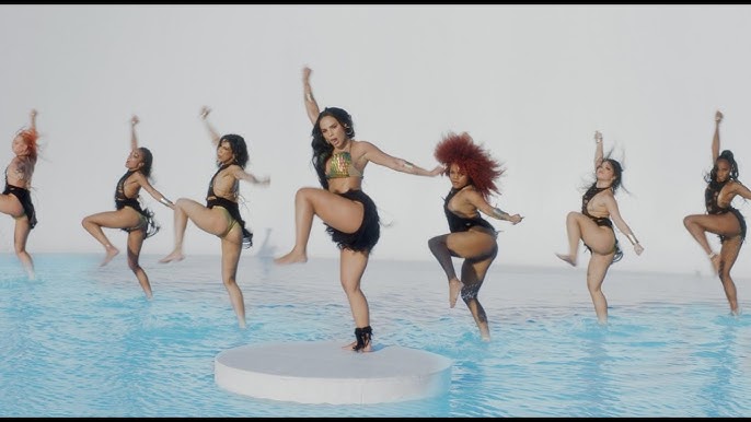 scarlet aviram feet 6