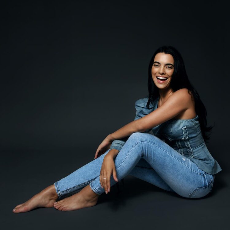 scarlet gruber feet 2