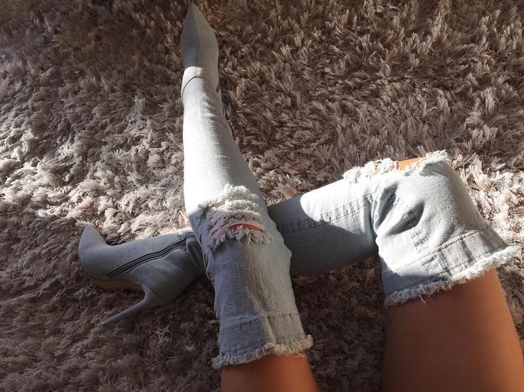 scarlett ellis feet 5