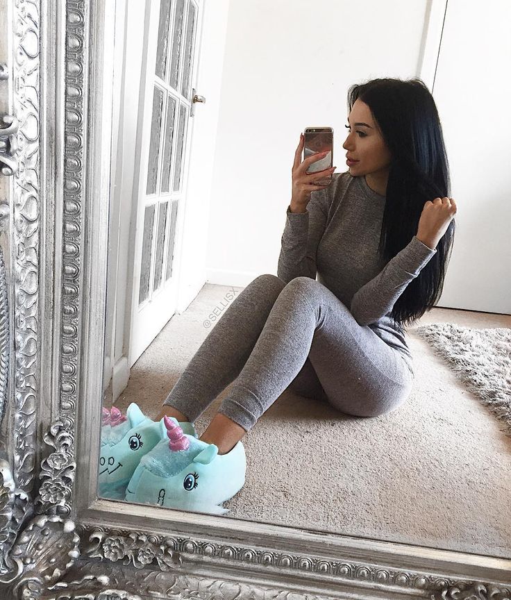 scarlett ellis feet 6