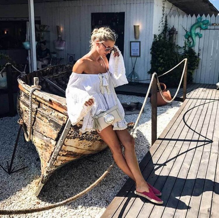 scarlett gartmann feet 3