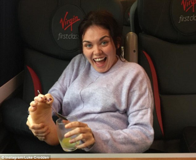 scarlett moffatt feet