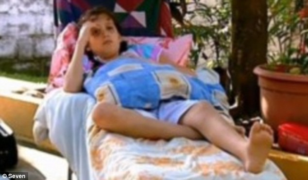 scarlett stitt feet 5