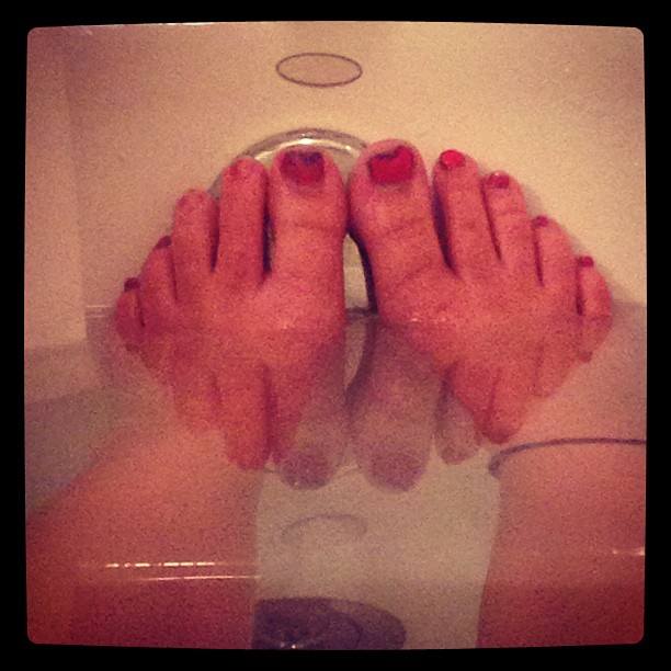 schyler dixon feet 3