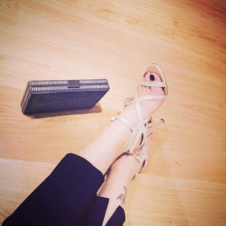 sebnem bozoklu feet 5