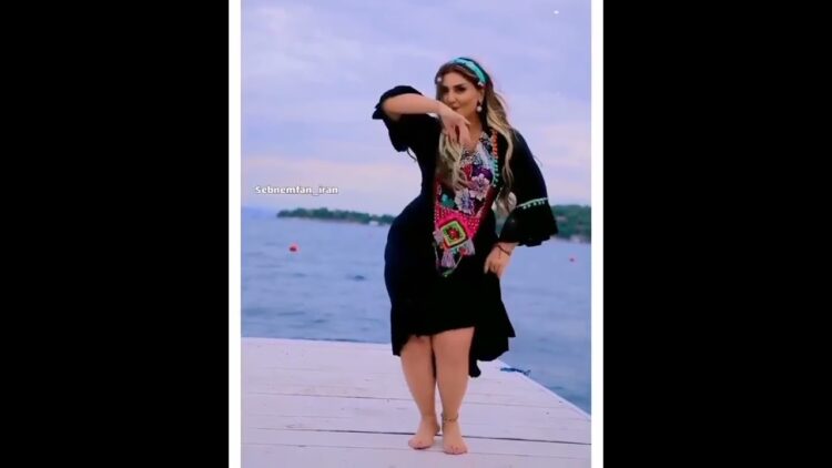 sebnem tovuzlu feet 5