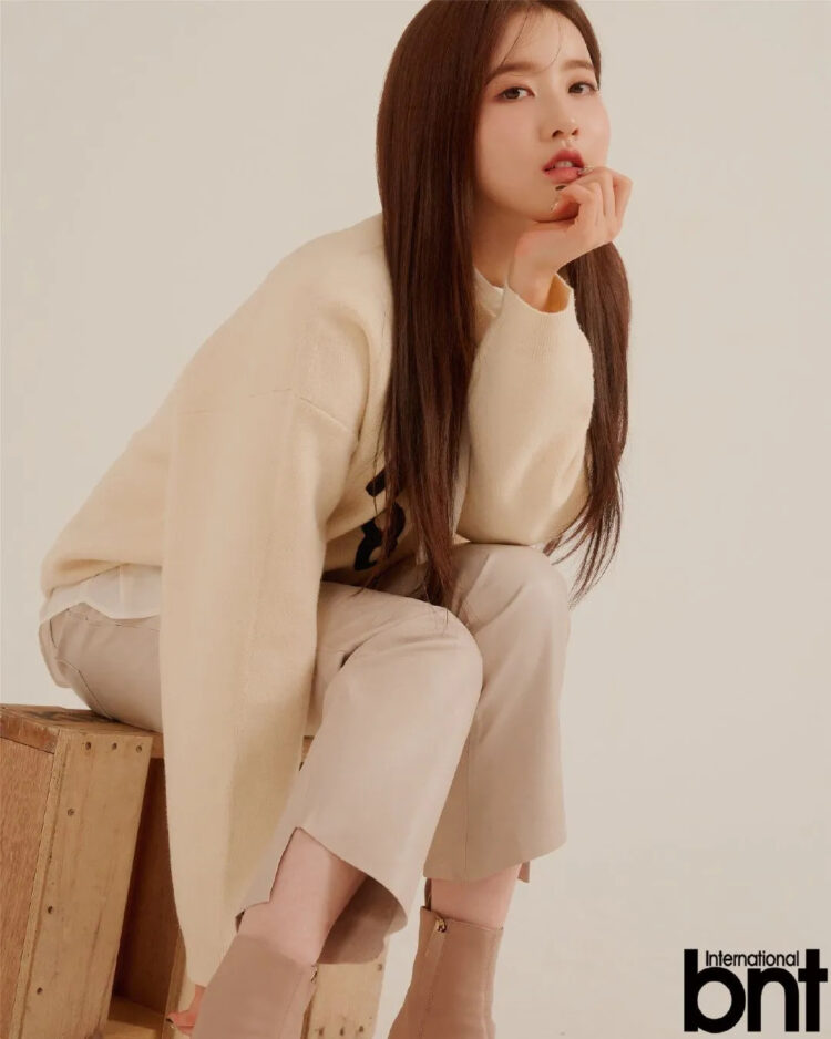 seeun yoon feet 4
