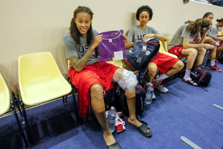 seimone augustus feet