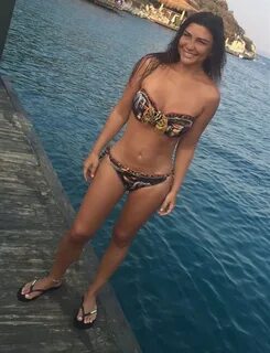 selen gorguzel alkan feet 1