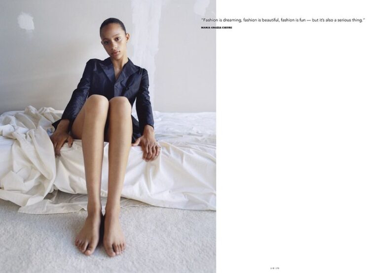 selena forrest feet 2