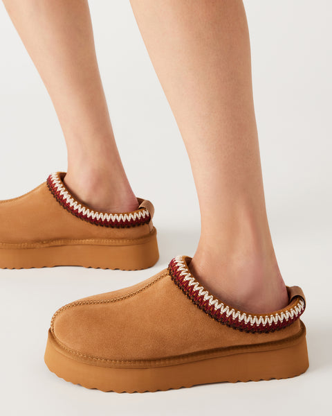 selena valentine feet 6