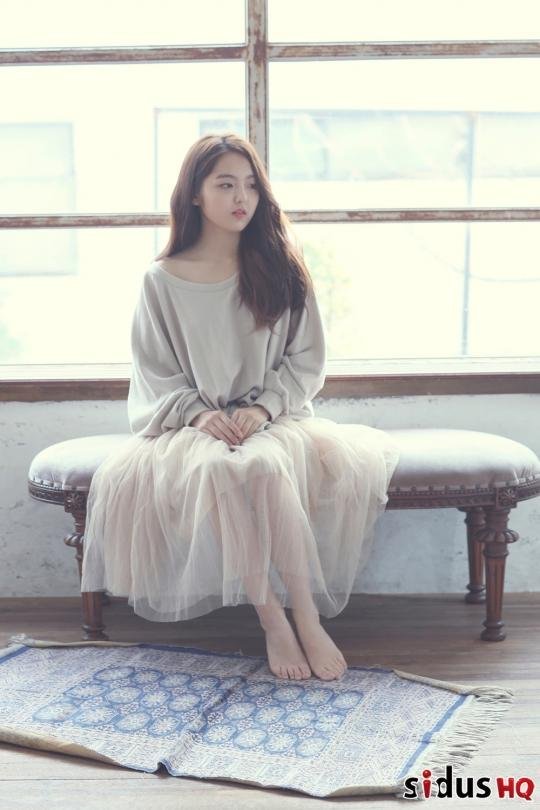 seo shin ae feet