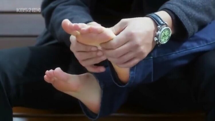 seoyeon jin feet 3
