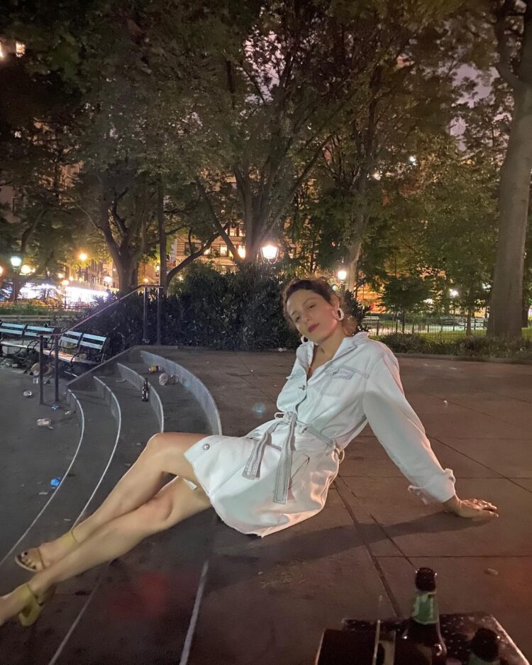 seren sirince feet 1