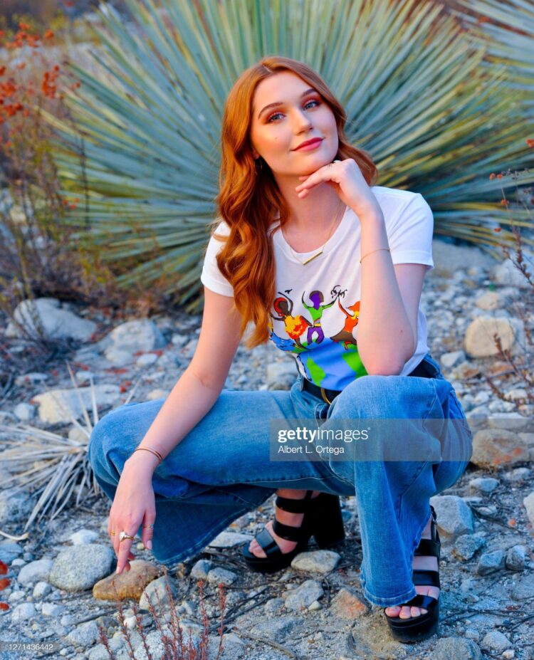 serena laurel feet 5