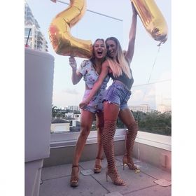 serena rodriguez feet