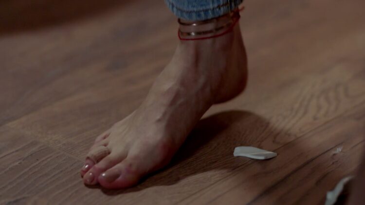 serenay sarikaya feet 1