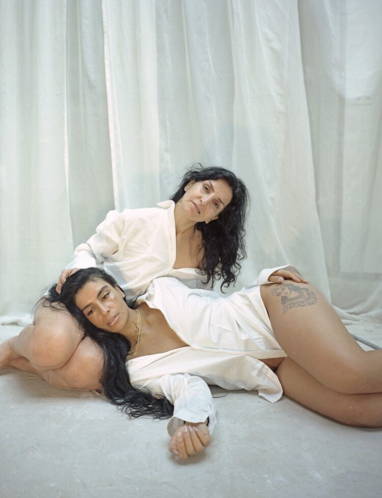 sevdaliza feet 2