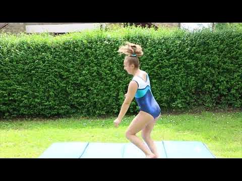 seven gymnastics girls zoe feet 3