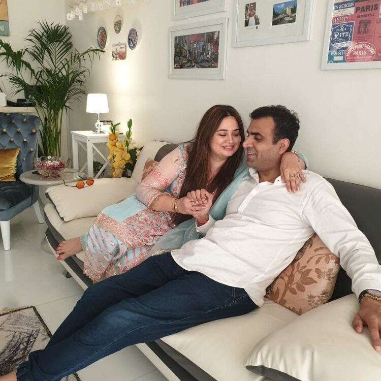 shalini kapoor feet 1