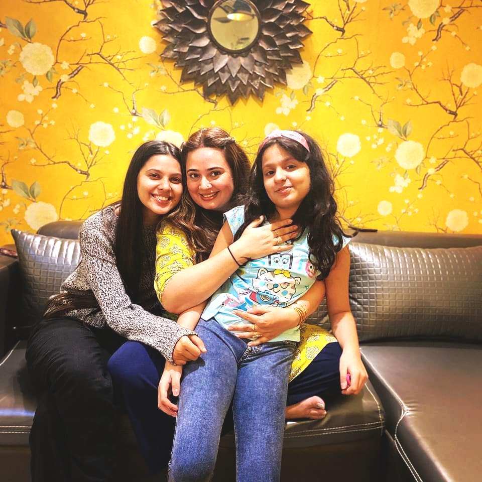 shalini kapoor feet 6