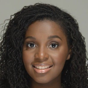 shalom onyx kids feet 2