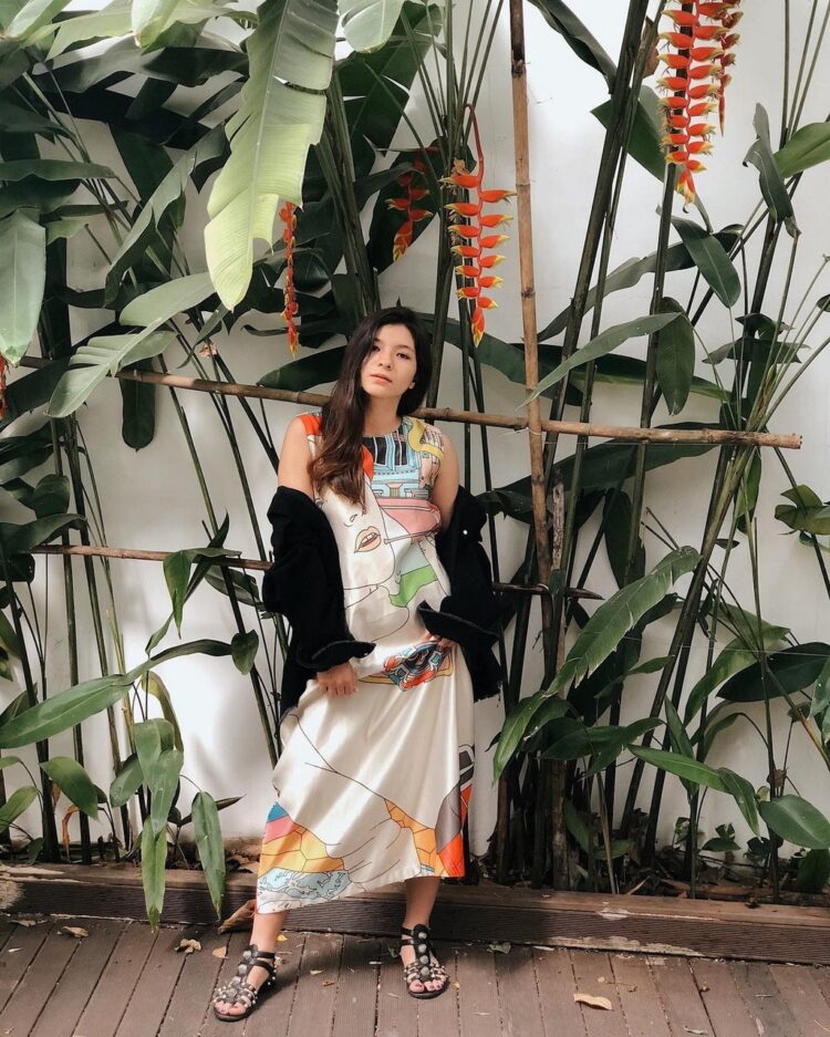 shalom razade feet 3