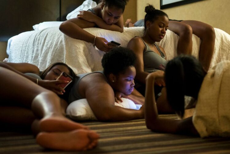 shanae thomas feet 4