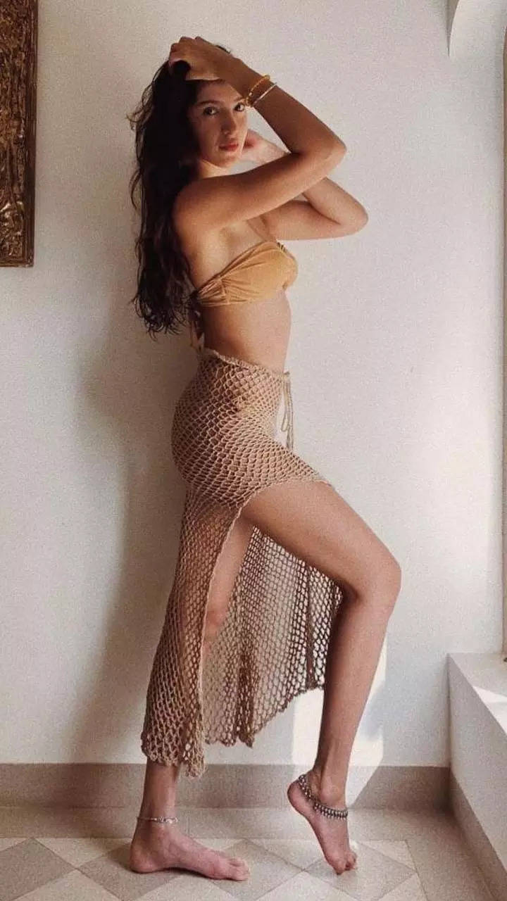 shanaya kapoor feet 6