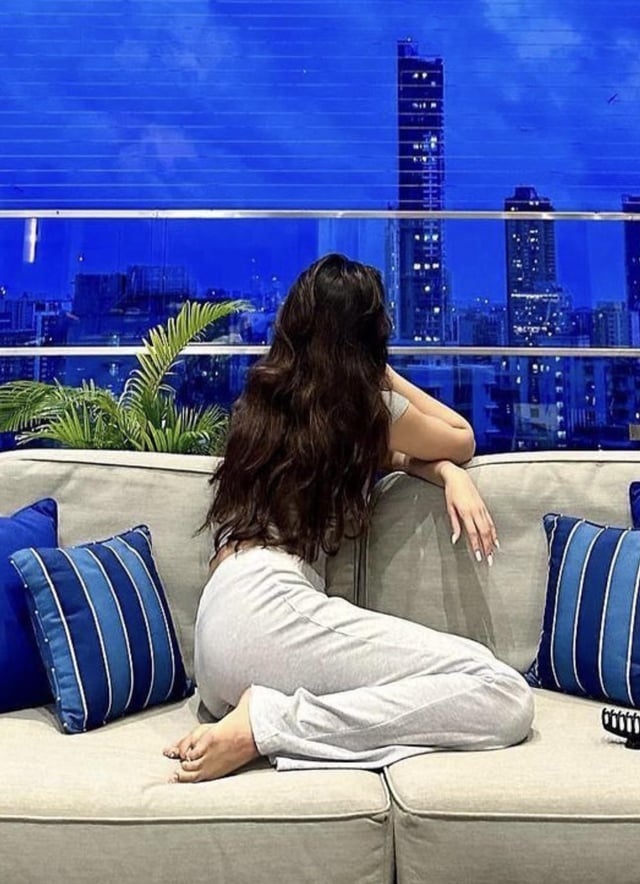 shanaya sardesai feet 6