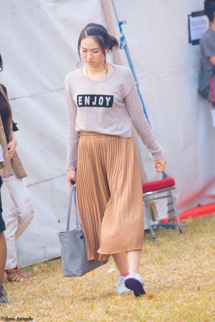 shania junianatha feet