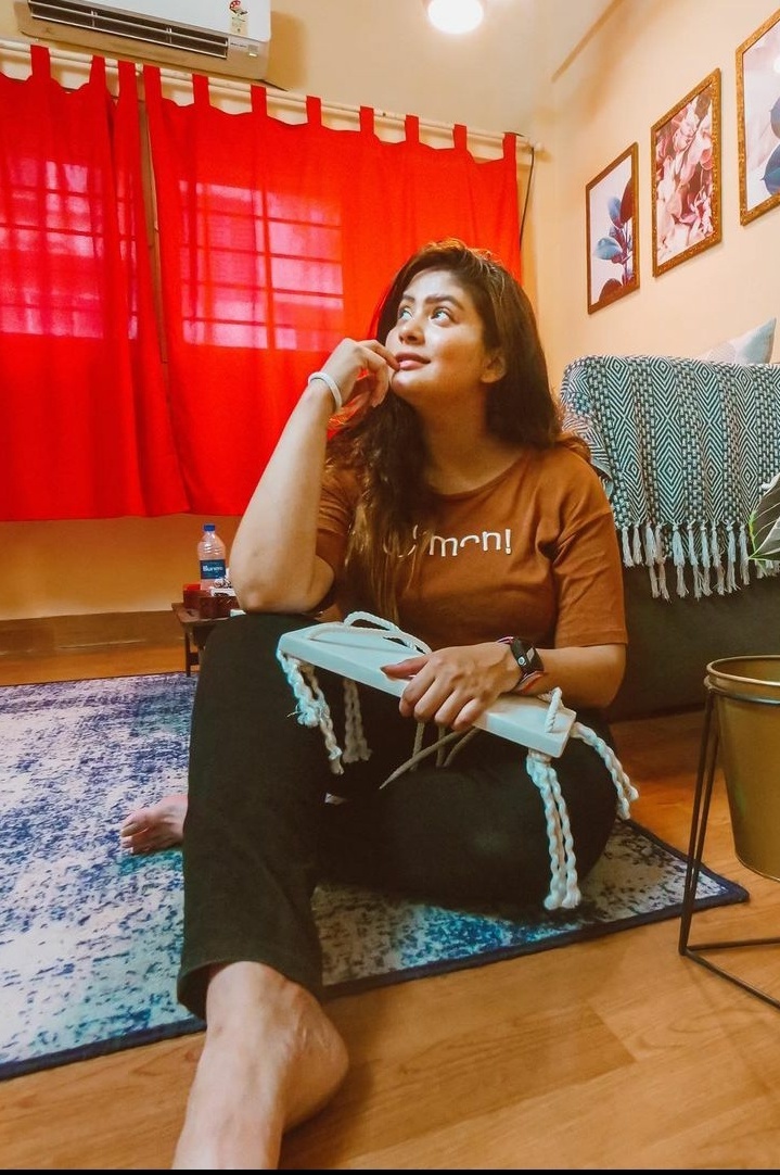 shanice shrestha feet 2